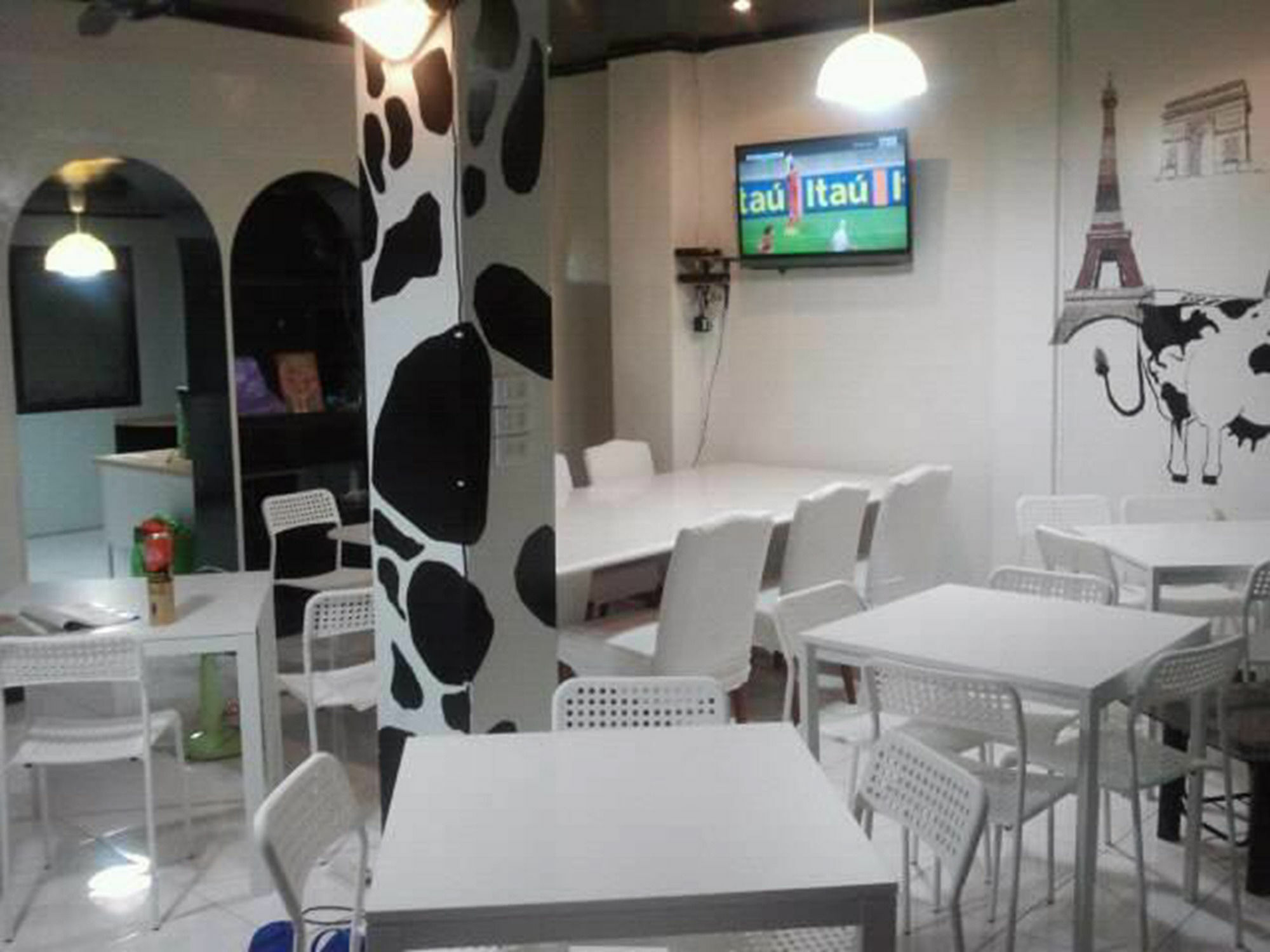 Mad Cow Hostel Бангкок Экстерьер фото